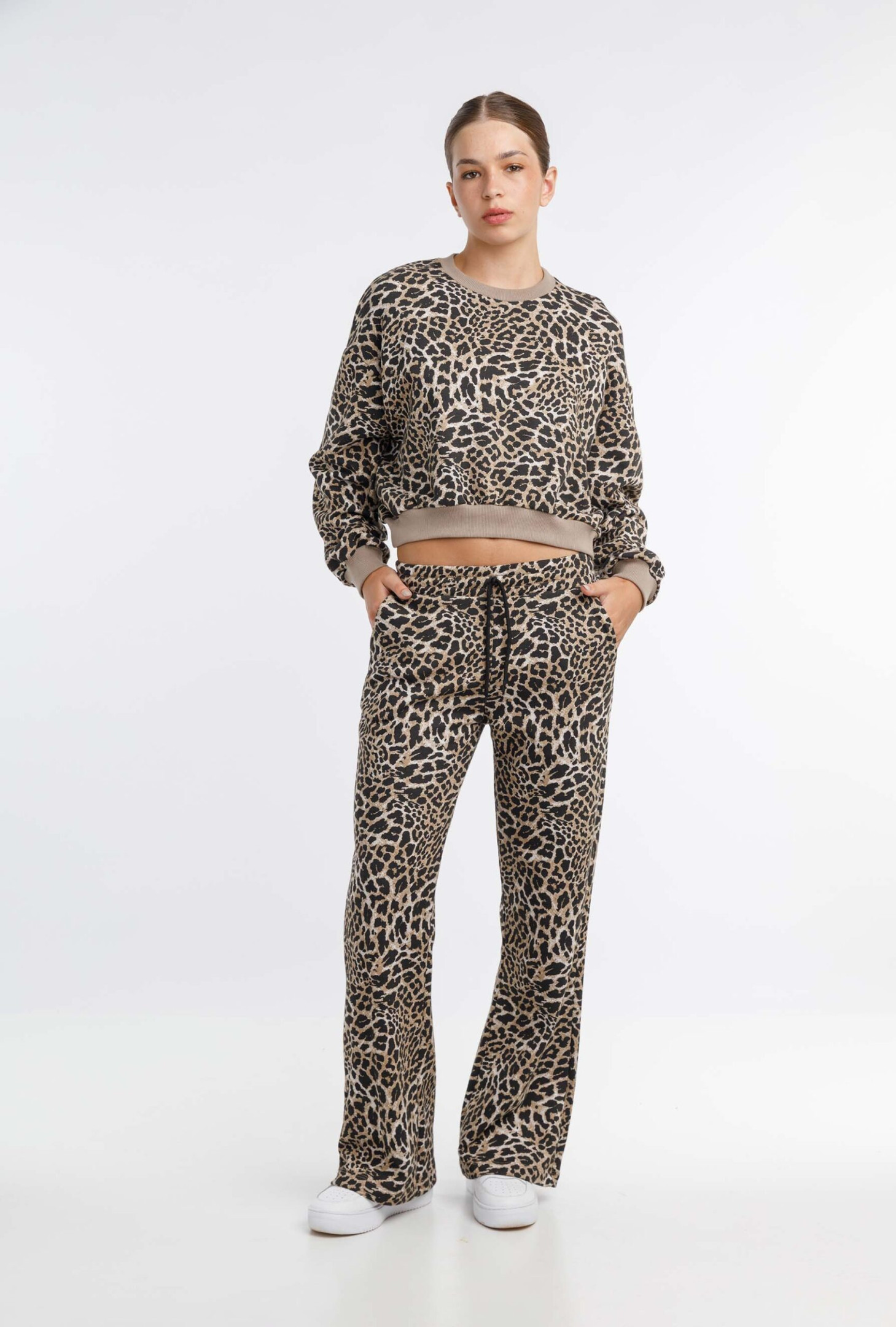 JOGGER YAGUARETE