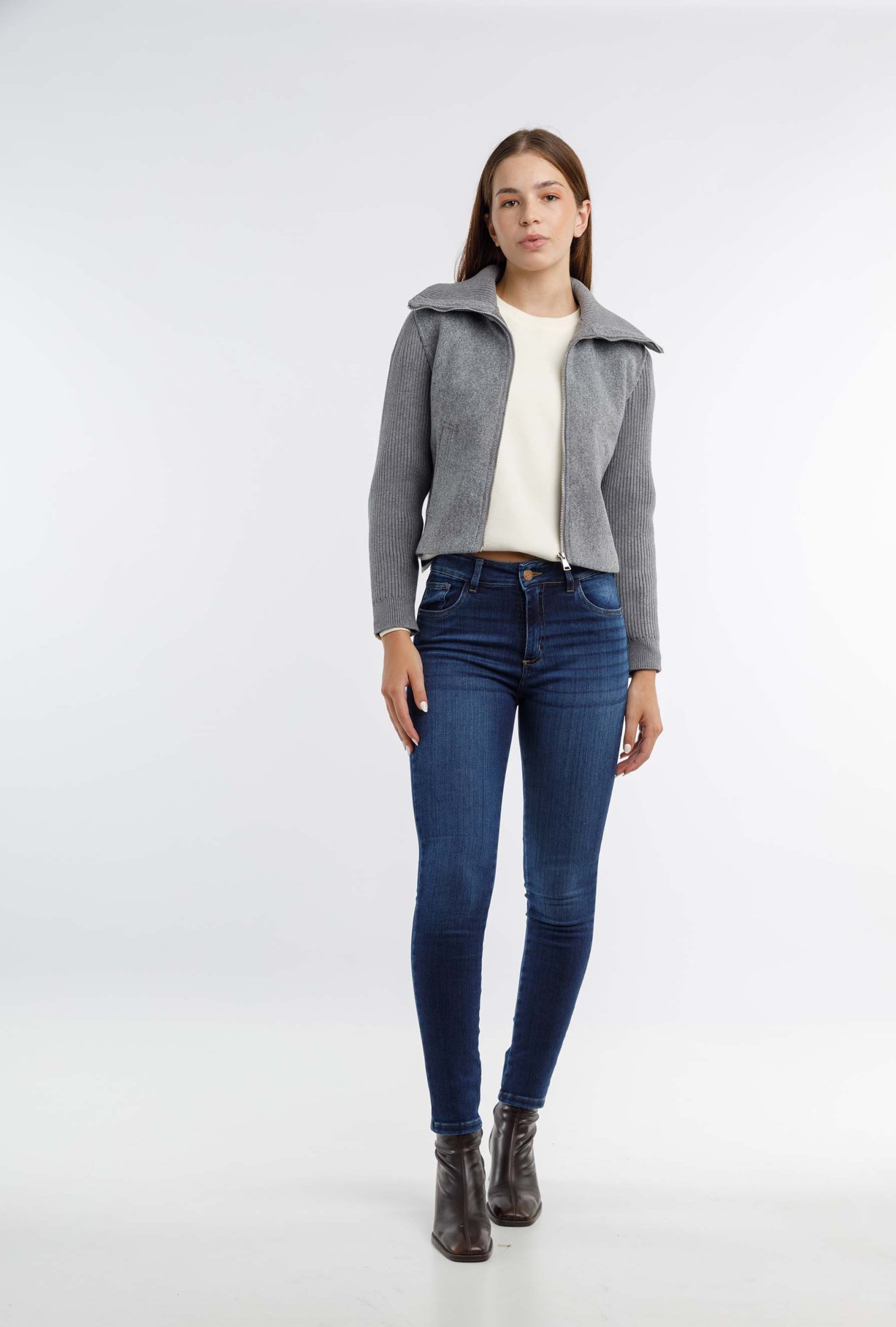 CAMPERA POMSKY