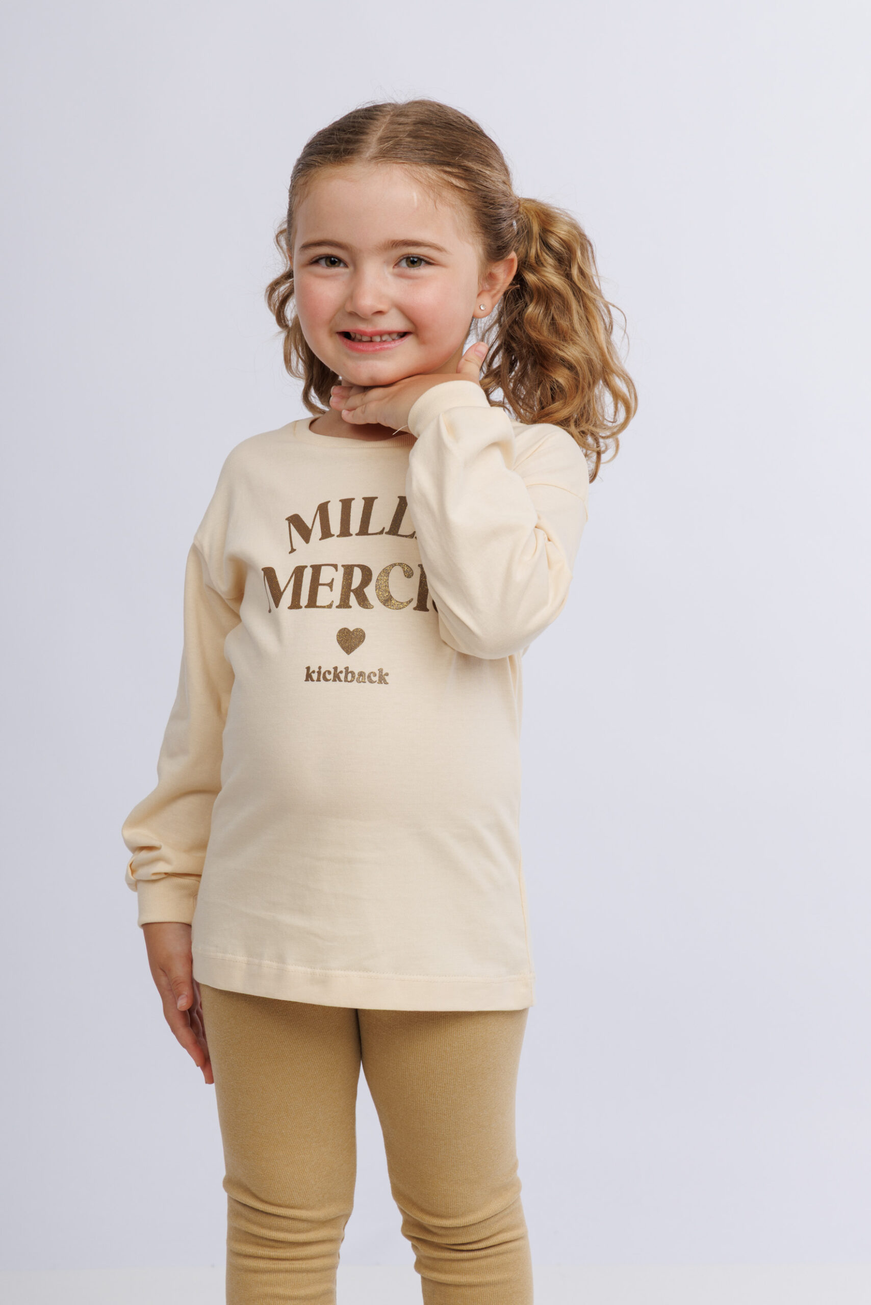 REMERA MERCIS