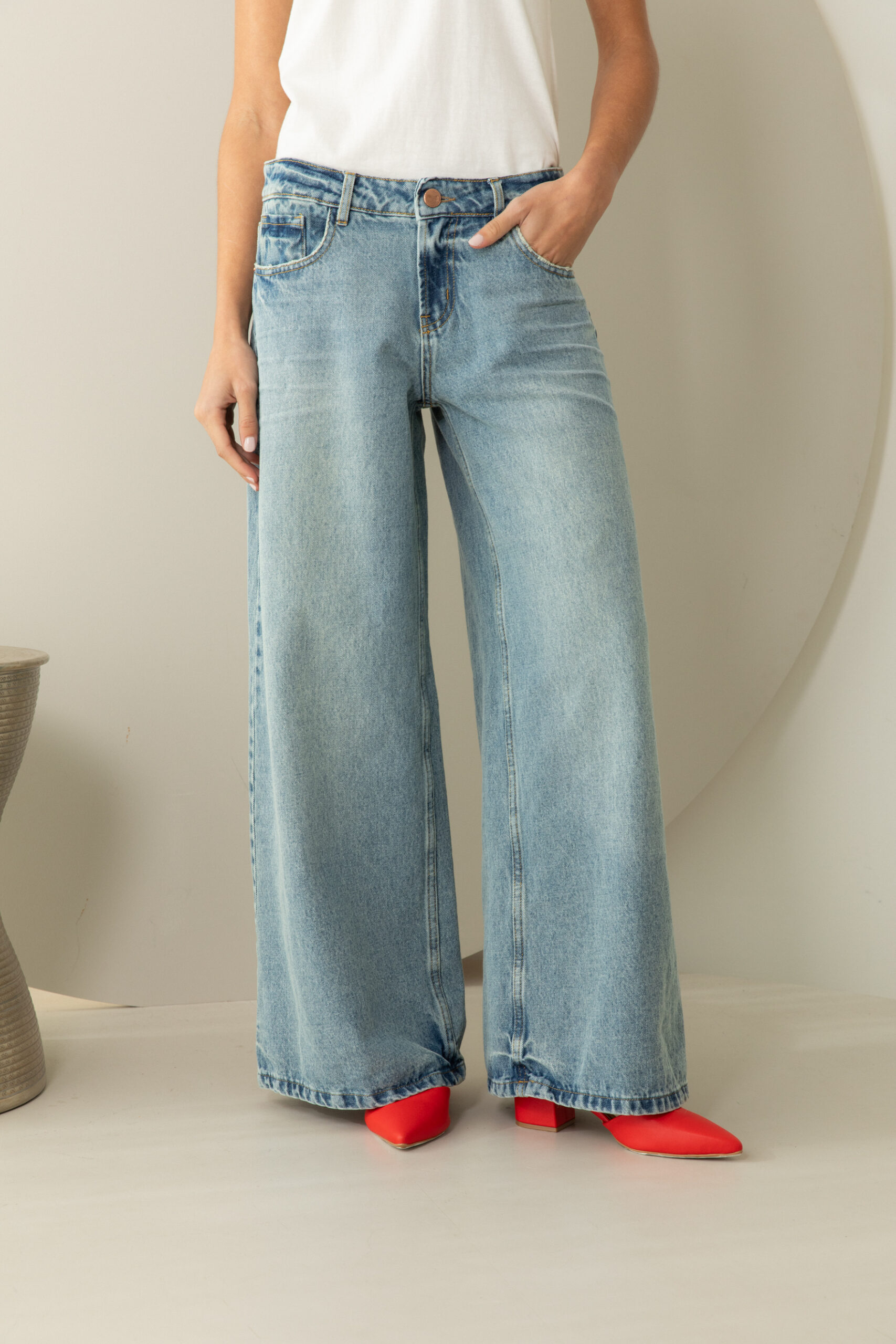 WIDE LEG RIGIDO LASER MATIZADO - A226220033
