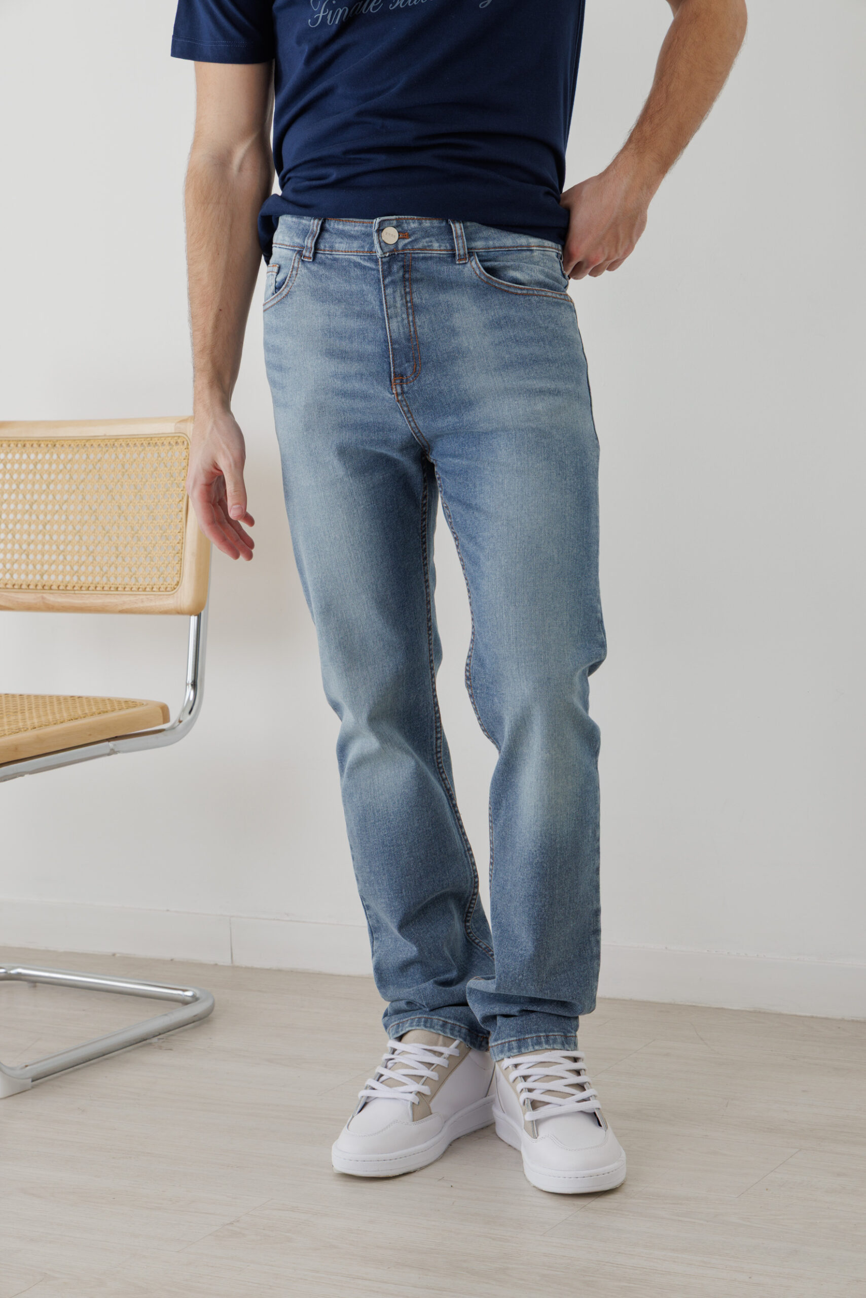 SLIM FIT CONFORT LIGHT LOCALIZADO - Q226120004